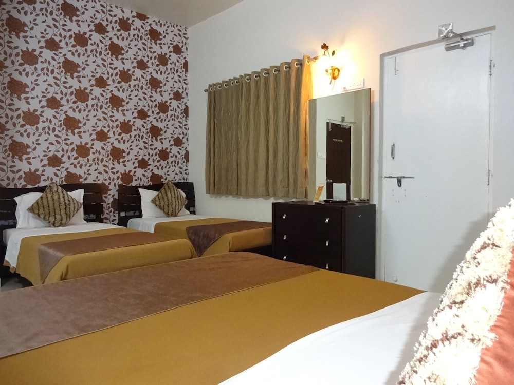 Deluxe Triple Room - Photo 4