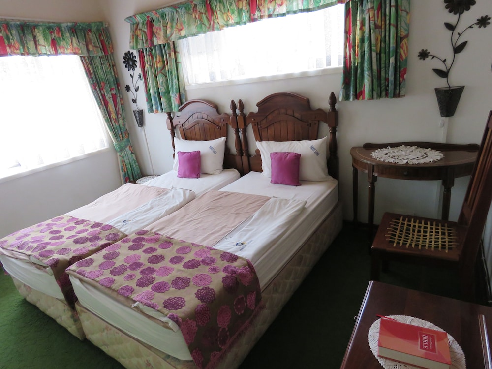 Deluxe Double Room with bath photo 3