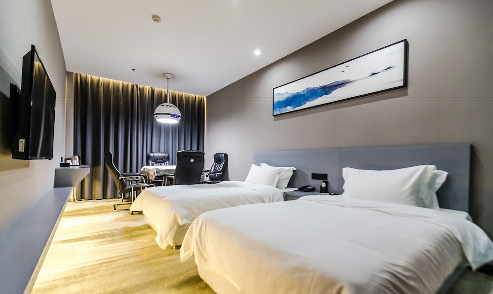 Business Twin Room (With Mahjong Table) photo 1