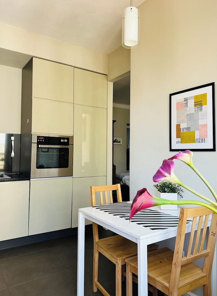 Apartment 2 Bedroom (Slawkowska 23/6 Street)