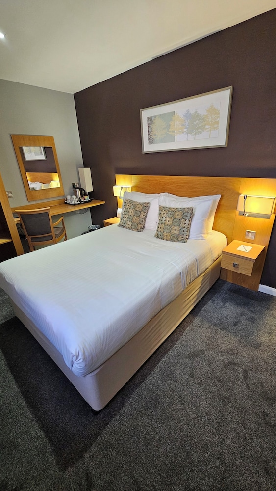 Standard Room, 1 Double Bed, Non Smoking - Photo 7