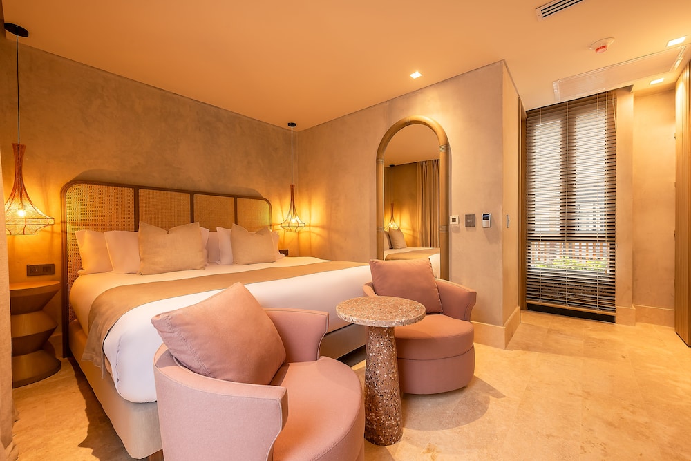 Luxury Room