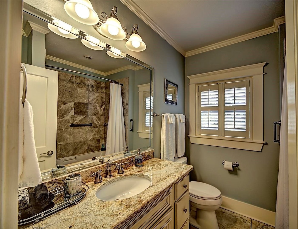 Executive Suite photo 2