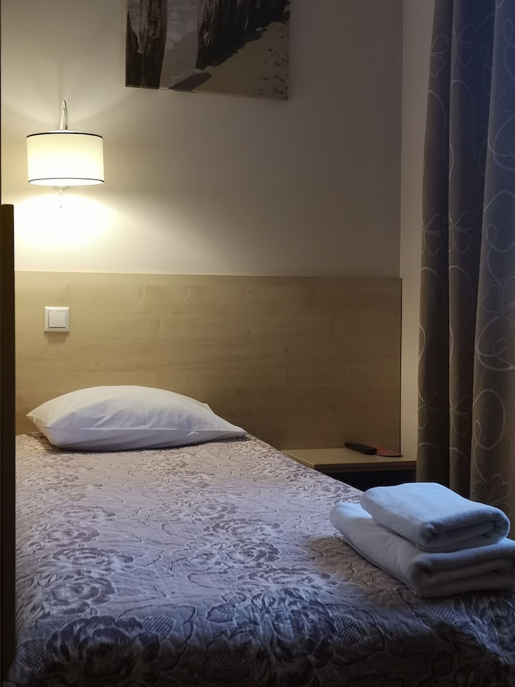 Single Room photo 2