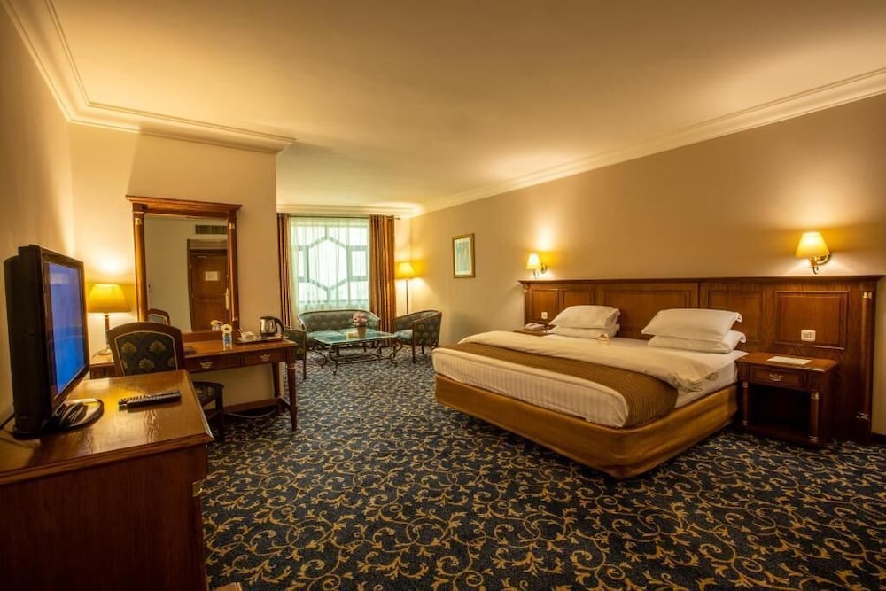 Junior Suite - Photo 1