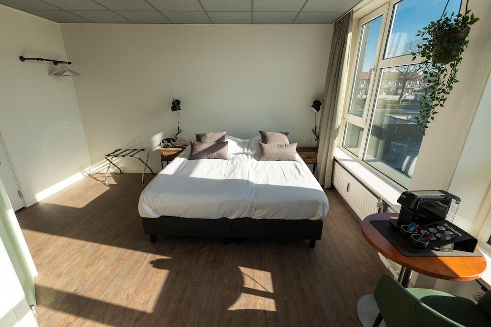 Comfort Double Room, City View photo 1