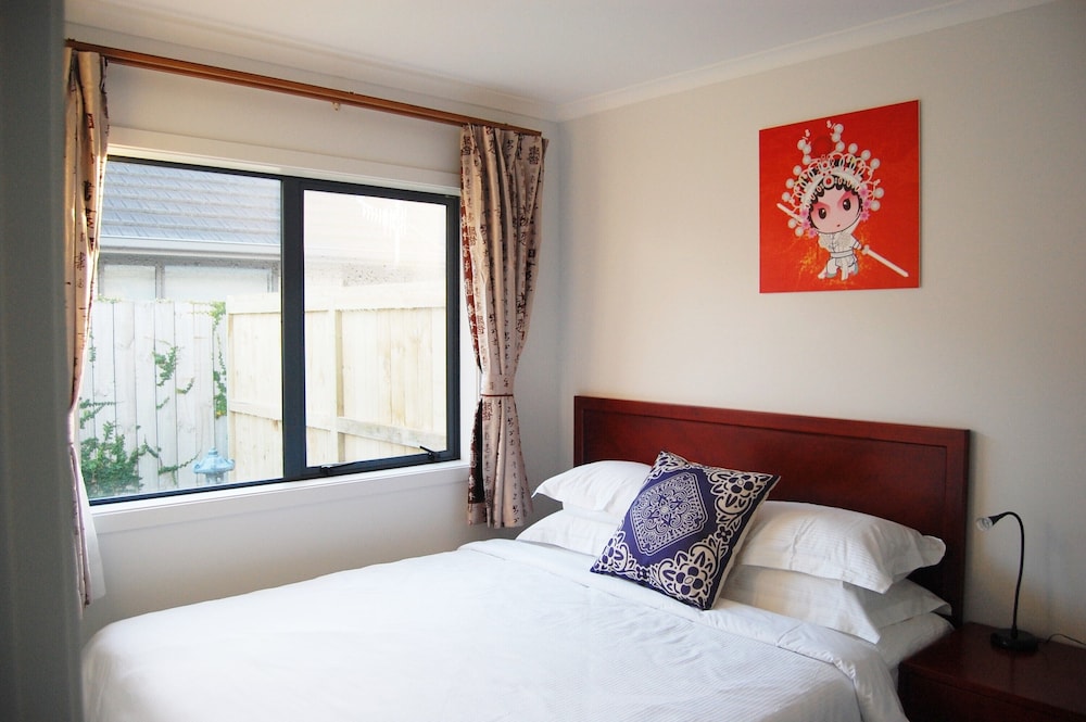 Senior Apartment, Non Smoking photo 2