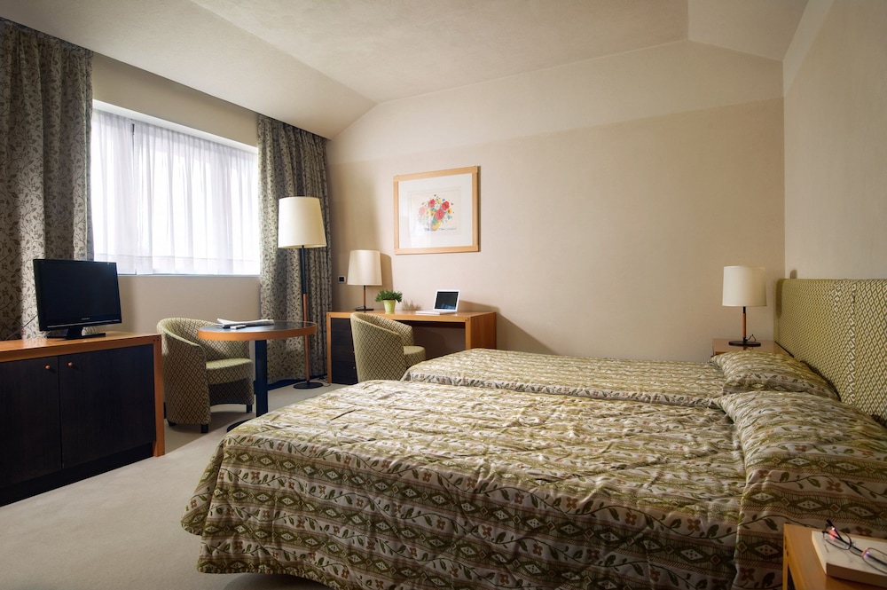 Double Room Single Occupancy