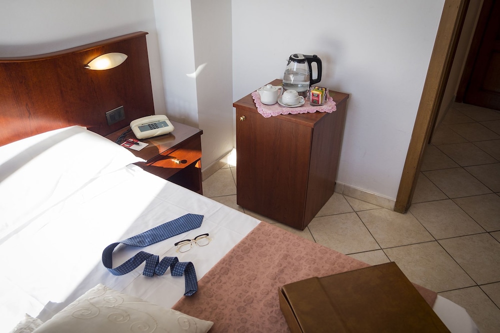 Triple Room - Photo 5