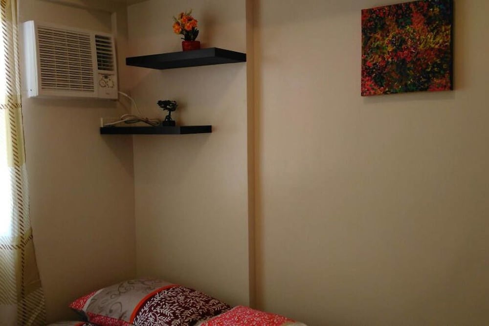 Cozy 2BR A + UNIT 1405 photo 3