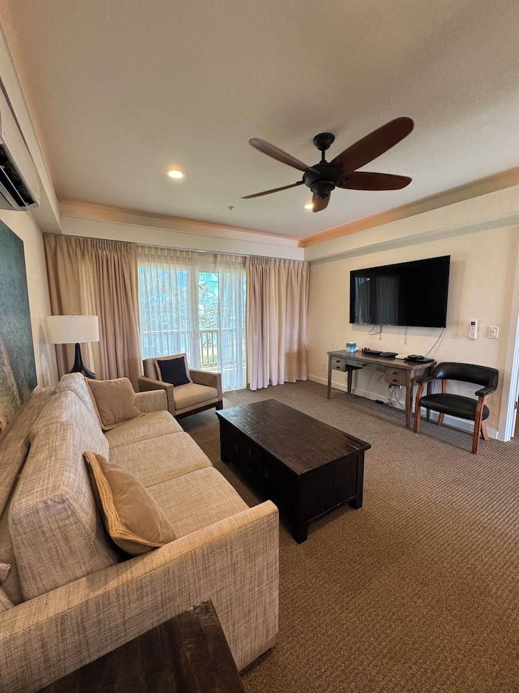 Premium Suite, 1 Bedroom, Oceanfront photo 2
