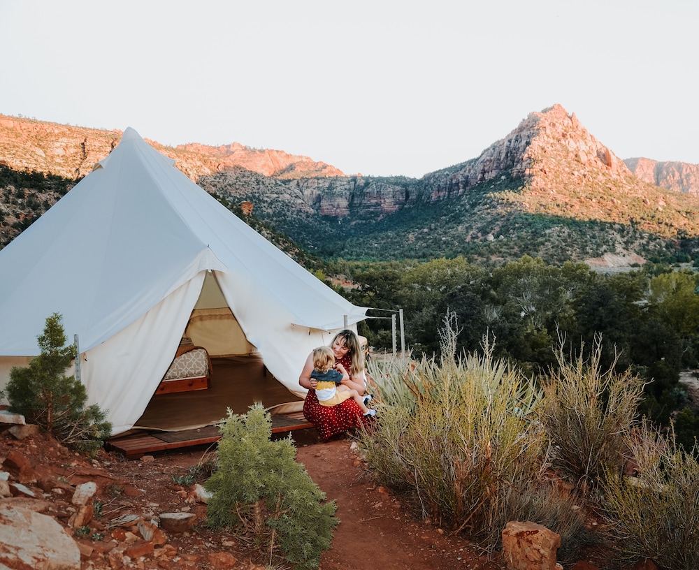 Luxury Tent, 1 Queen Bed, Fireplace, Mountain View photo 3