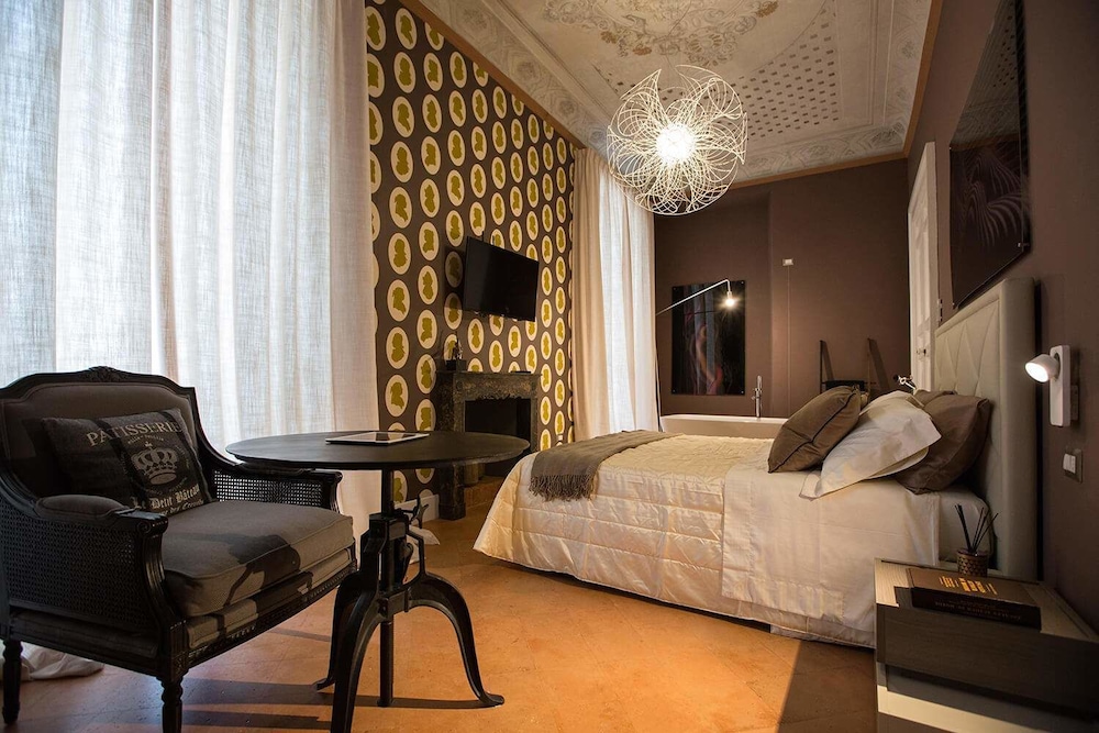 Luxury Suite (Regina) photo 1