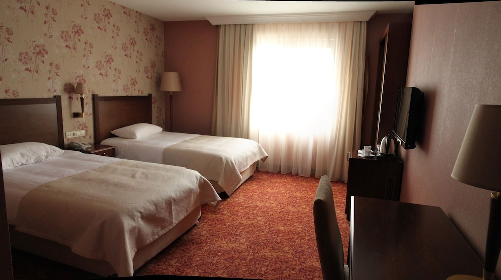Standard Triple Room - Photo 4