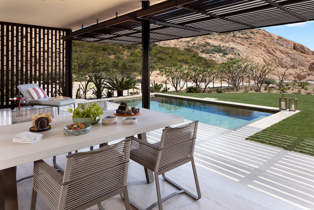 Coastal View One Bedroom Suite With Pool