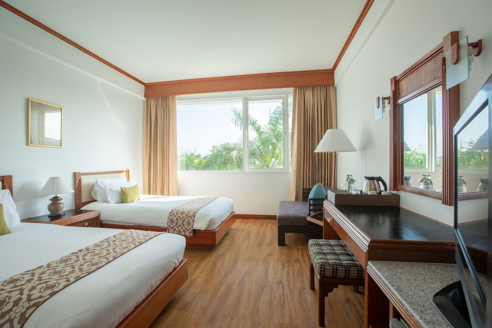 Deluxe Room, 2 Twin Beds photo 1
