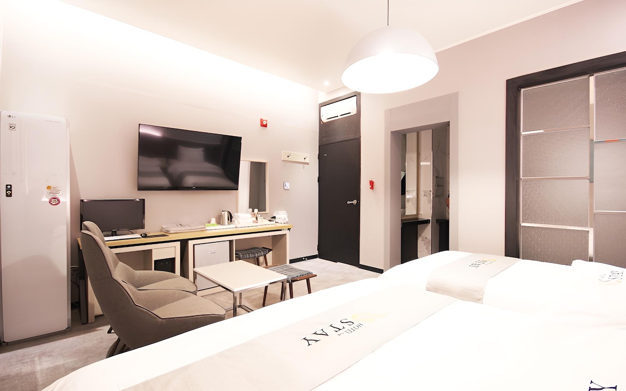 Room (Business) - Photo 3