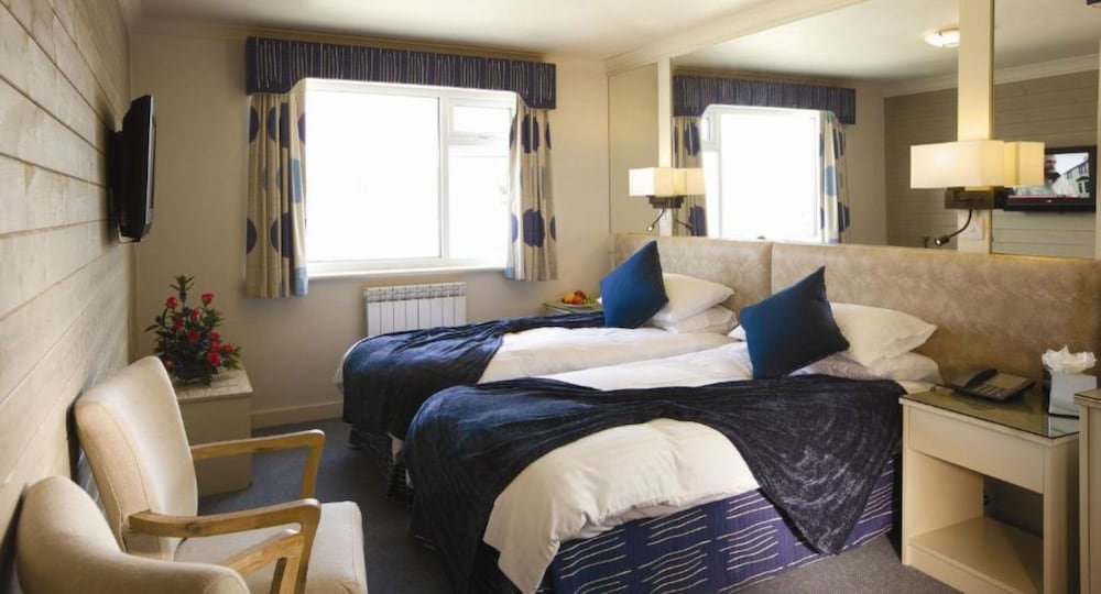 Standard Double or Twin Room - Photo 1