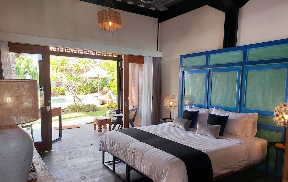 Superior Double or Twin Room, 1 King Bed, Terrace, Poolside
