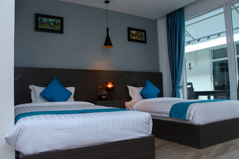 Standard Twin Room photo 2