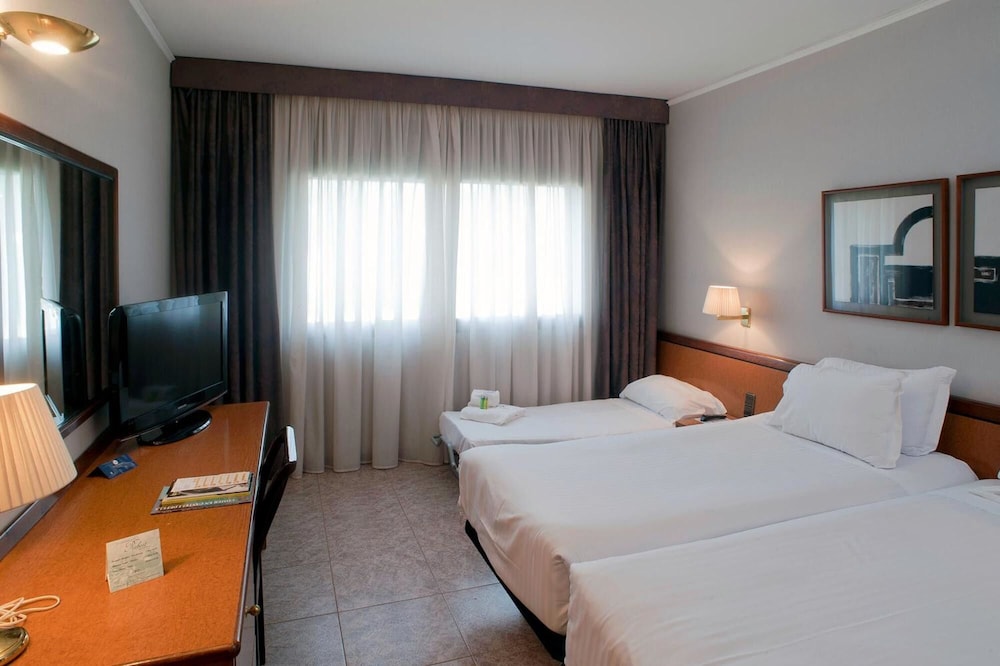 Family Triple Room - Photo 3