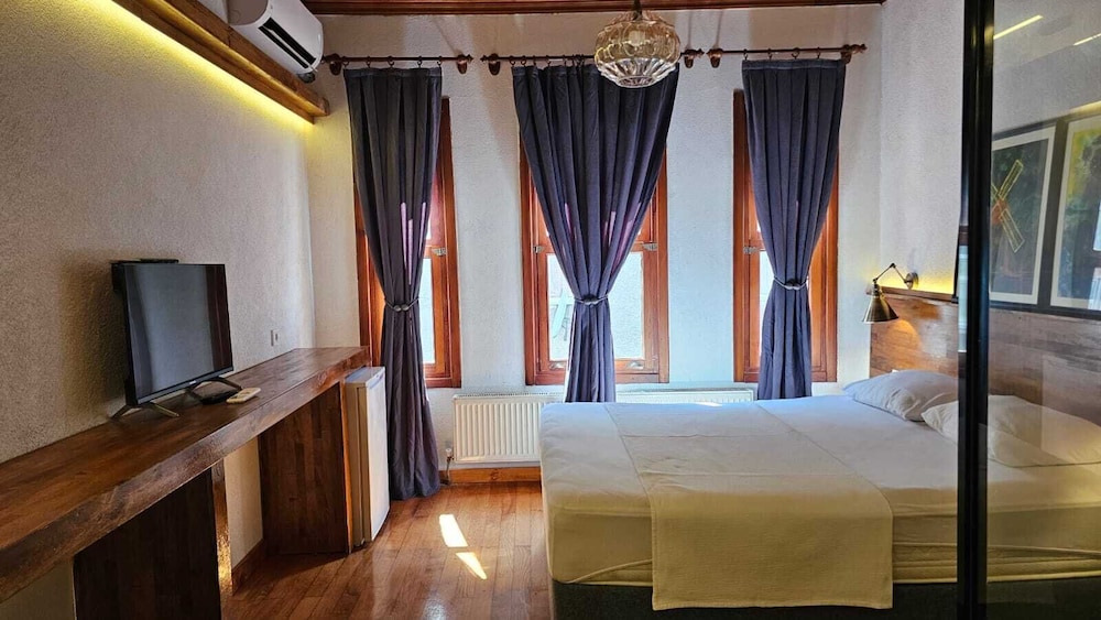 Deluxe Double Room photo 2
