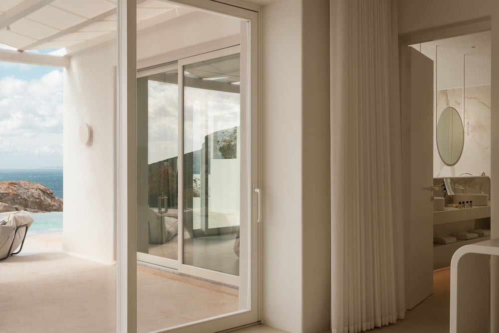 Suite, 2 Bedrooms, Private Pool, Sea View - Photo 18