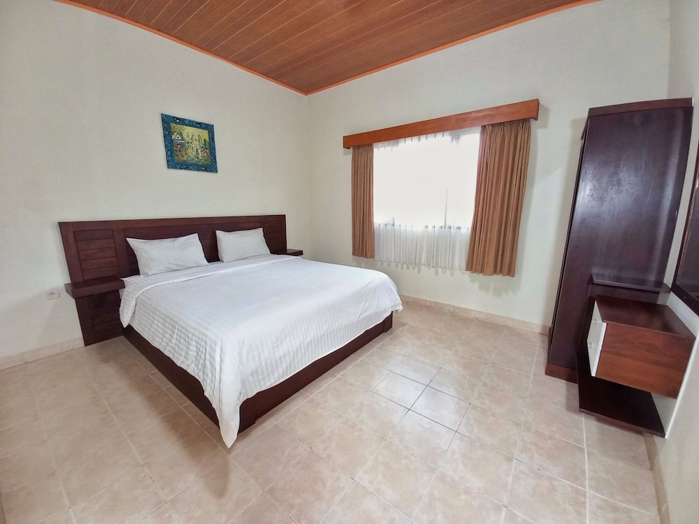 Executive Villa photo 1
