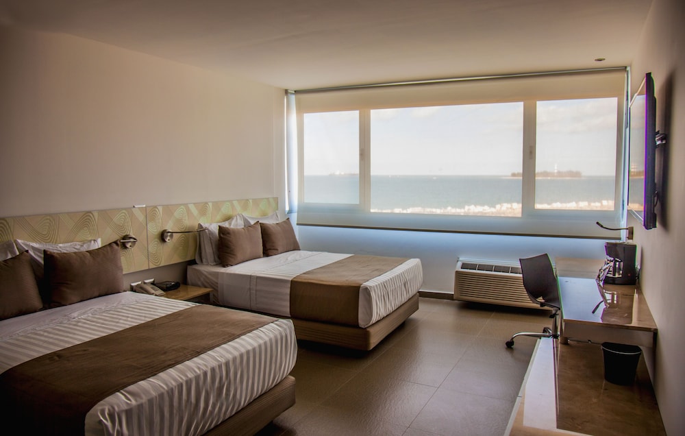 Executive Room, Beach View