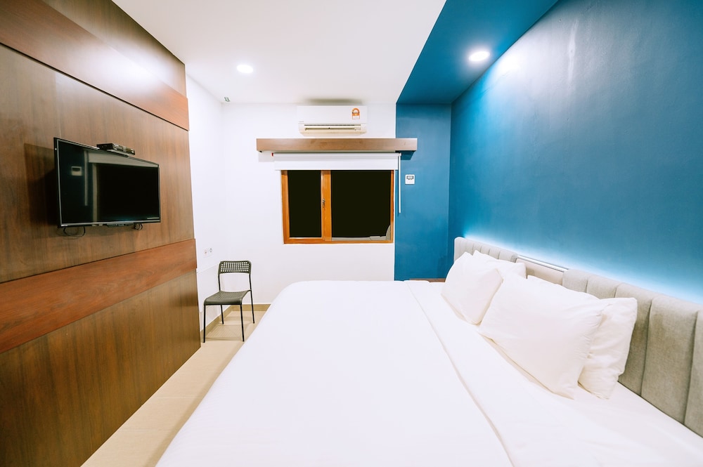 Standard Room, 1 King Bed - Photo 3