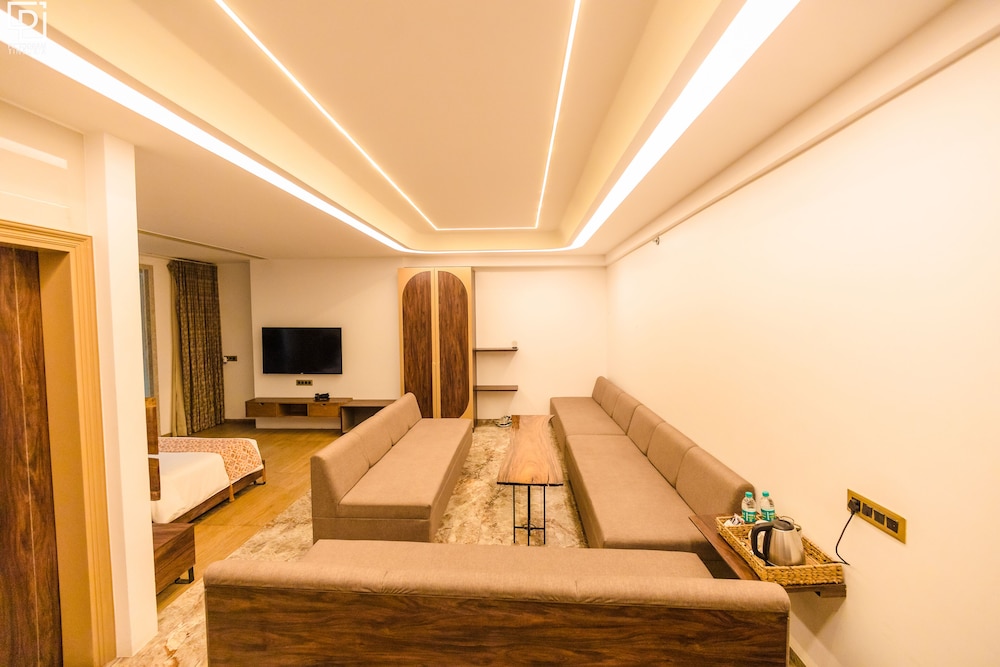 Elite Studio Suite