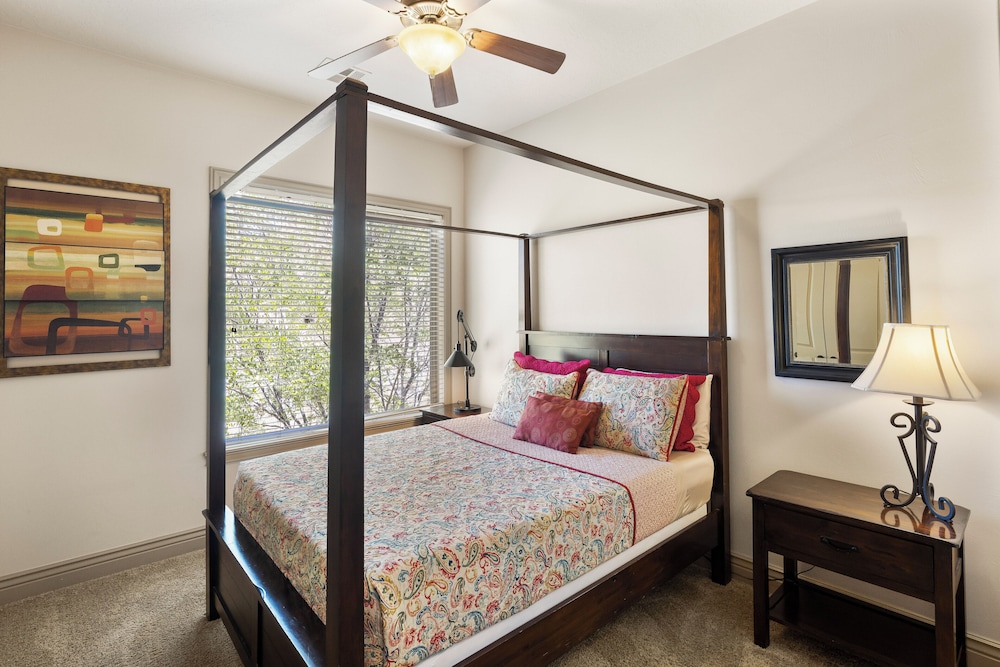 Condo, Multiple Beds, Patio, Mountain View (Red Cliffs)