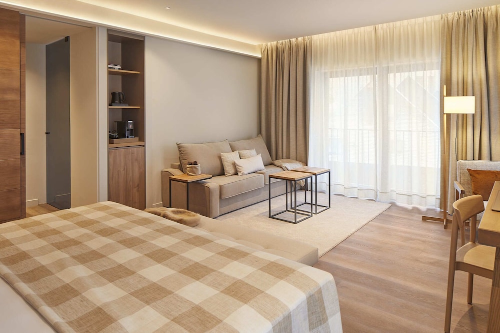 Junior Room