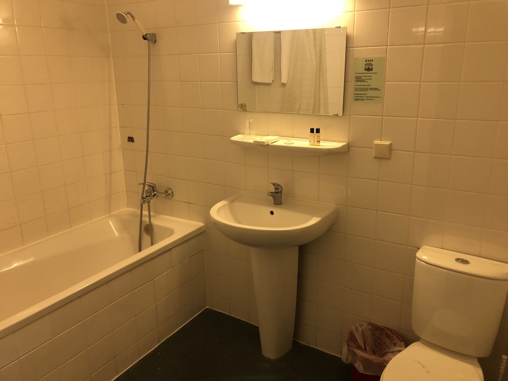 Double Or Twin Room photo 3
