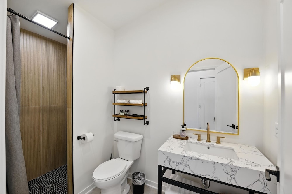 Townhome, 2 Bedrooms photo 3