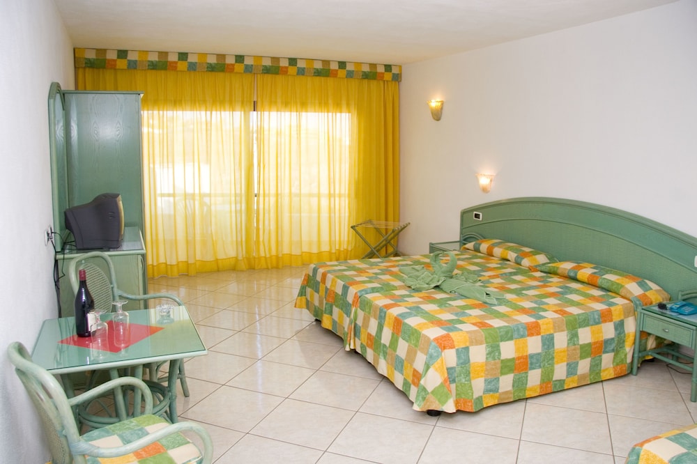 Apartment, 1 Bedroom, Balcony photo 3