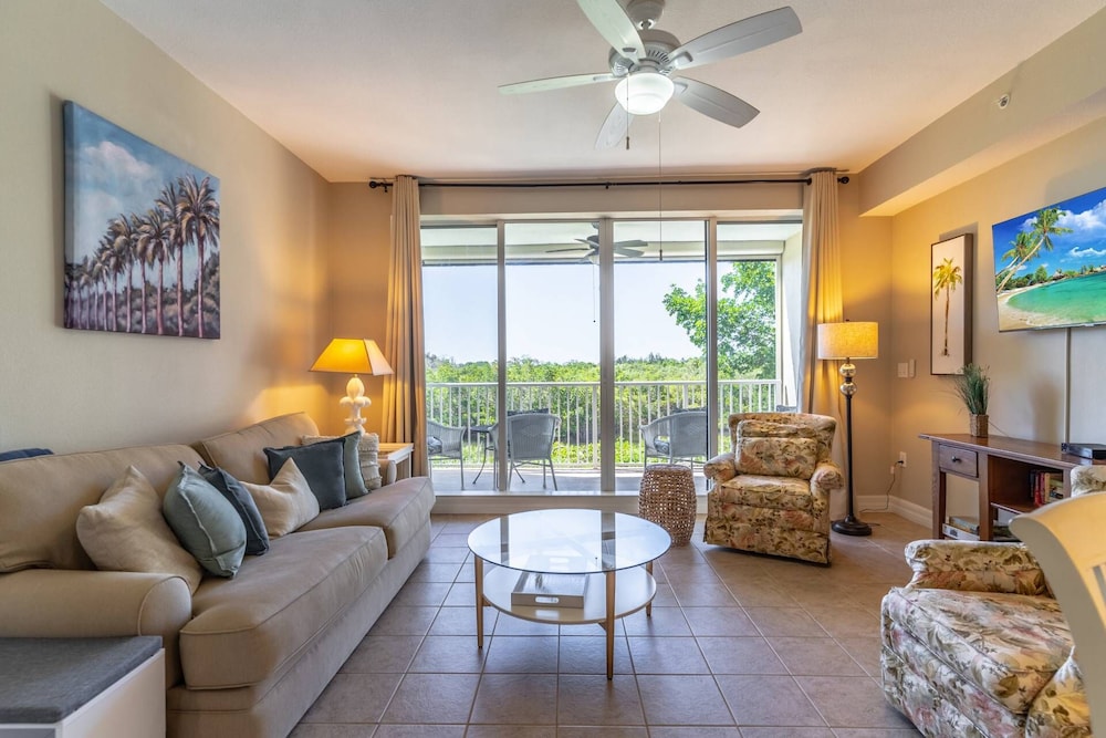 Apartment (3216 Little Harbor) photo 1