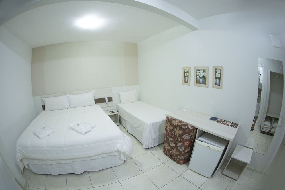 Deluxe Studio