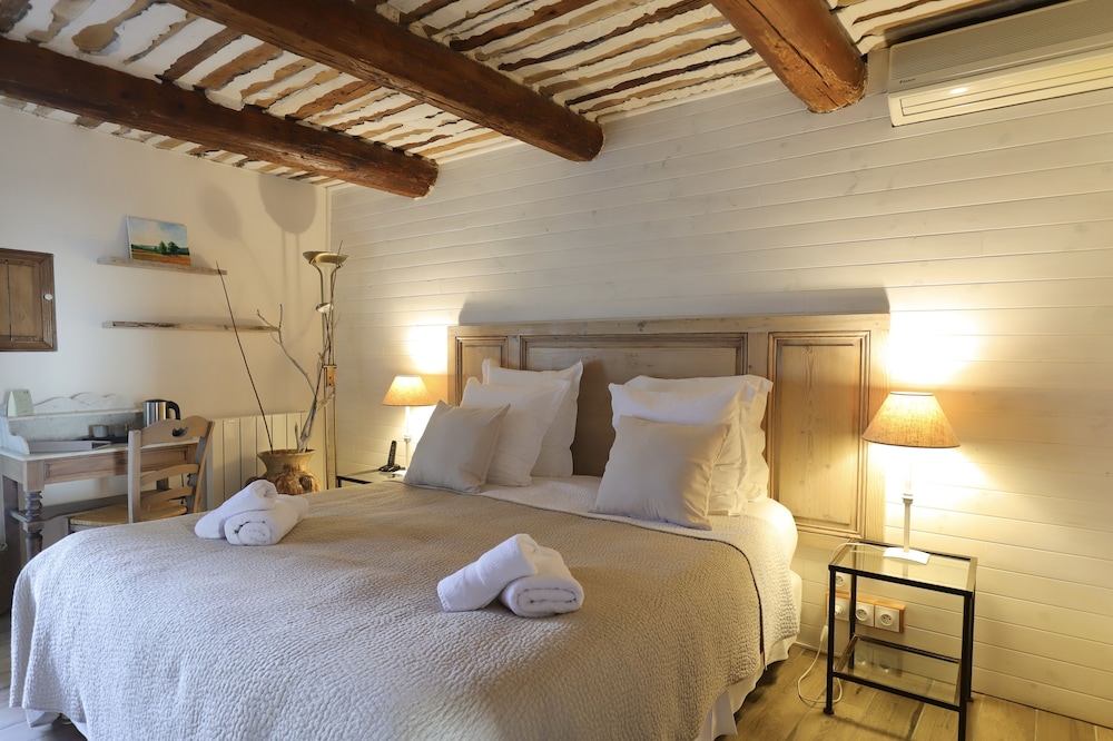 Superior Double or Twin Room (L'Etable)