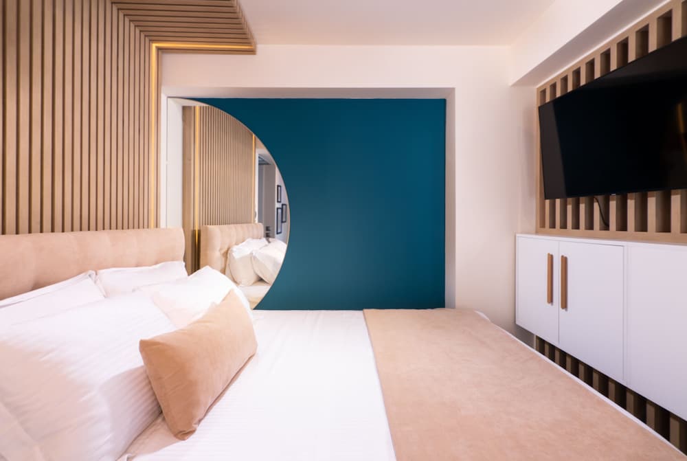 Deluxe Suite photo 2