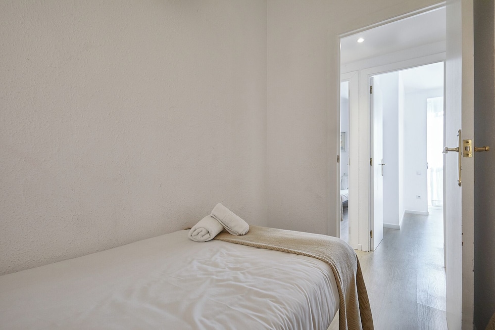 Family Apartment, Balcony photo 2