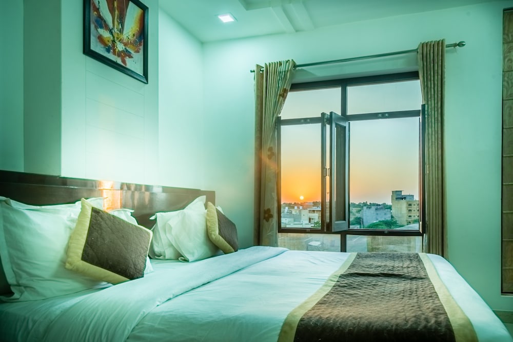 Super Deluxe Room