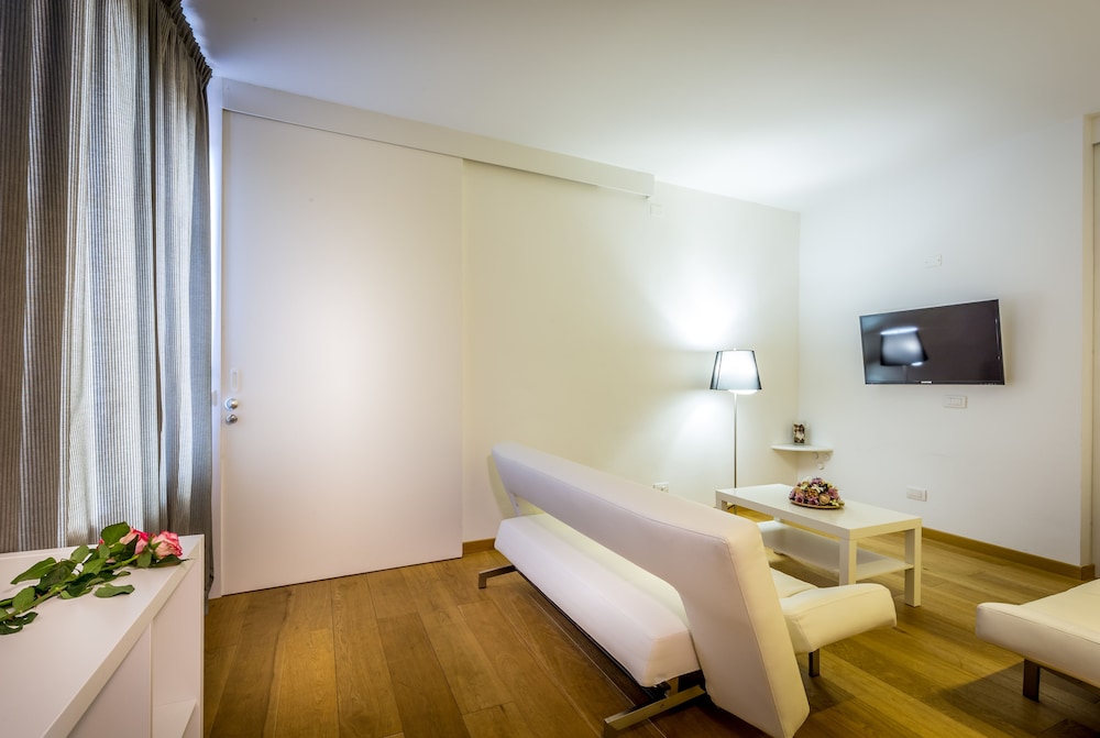 Superior Double or Twin Room, Garden View - Photo 3