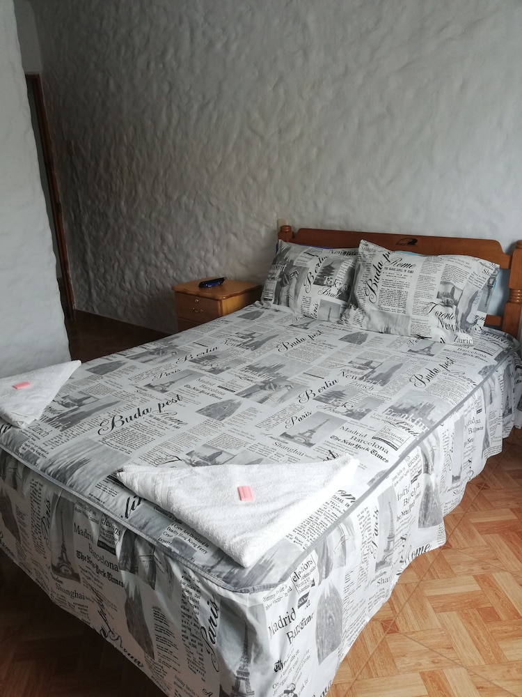 Double Or Twin Room photo 1