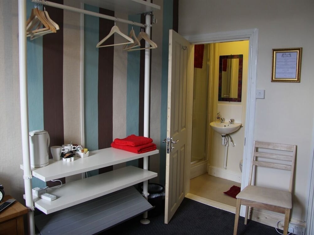 Single Room, Ensuite - Photo 2