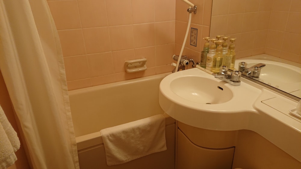 Twin Room, Non Smoking photo 3