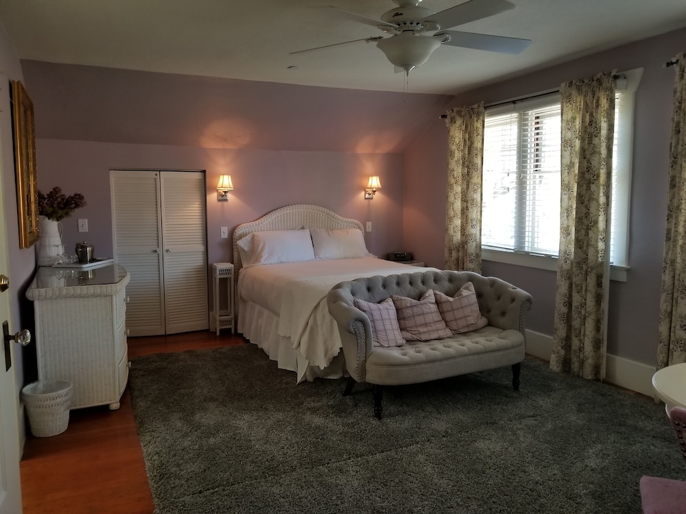 French Lilac Room photo 2