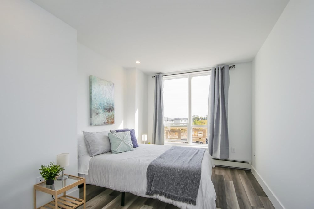 Luxurious 3 Bedroom Brand NEW Town House, 사진 56