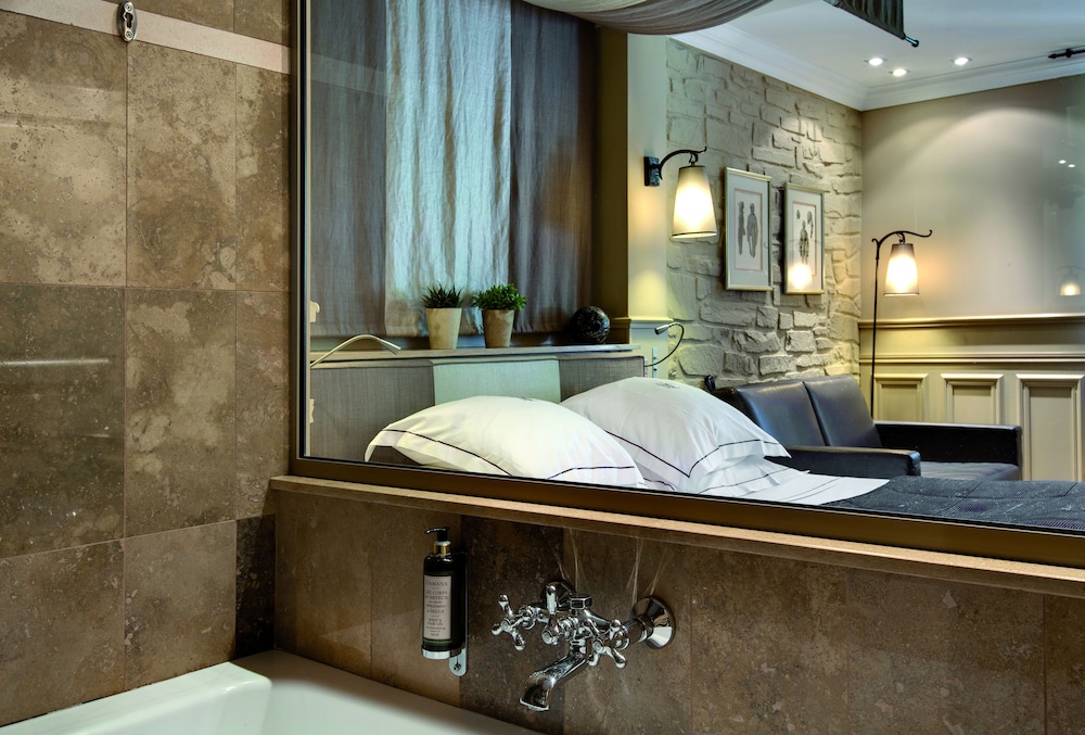 Superior Triple Room (occ max 3) photo 3