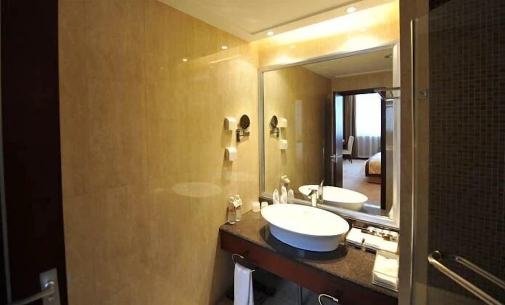 Deluxe Twin Room photo 3
